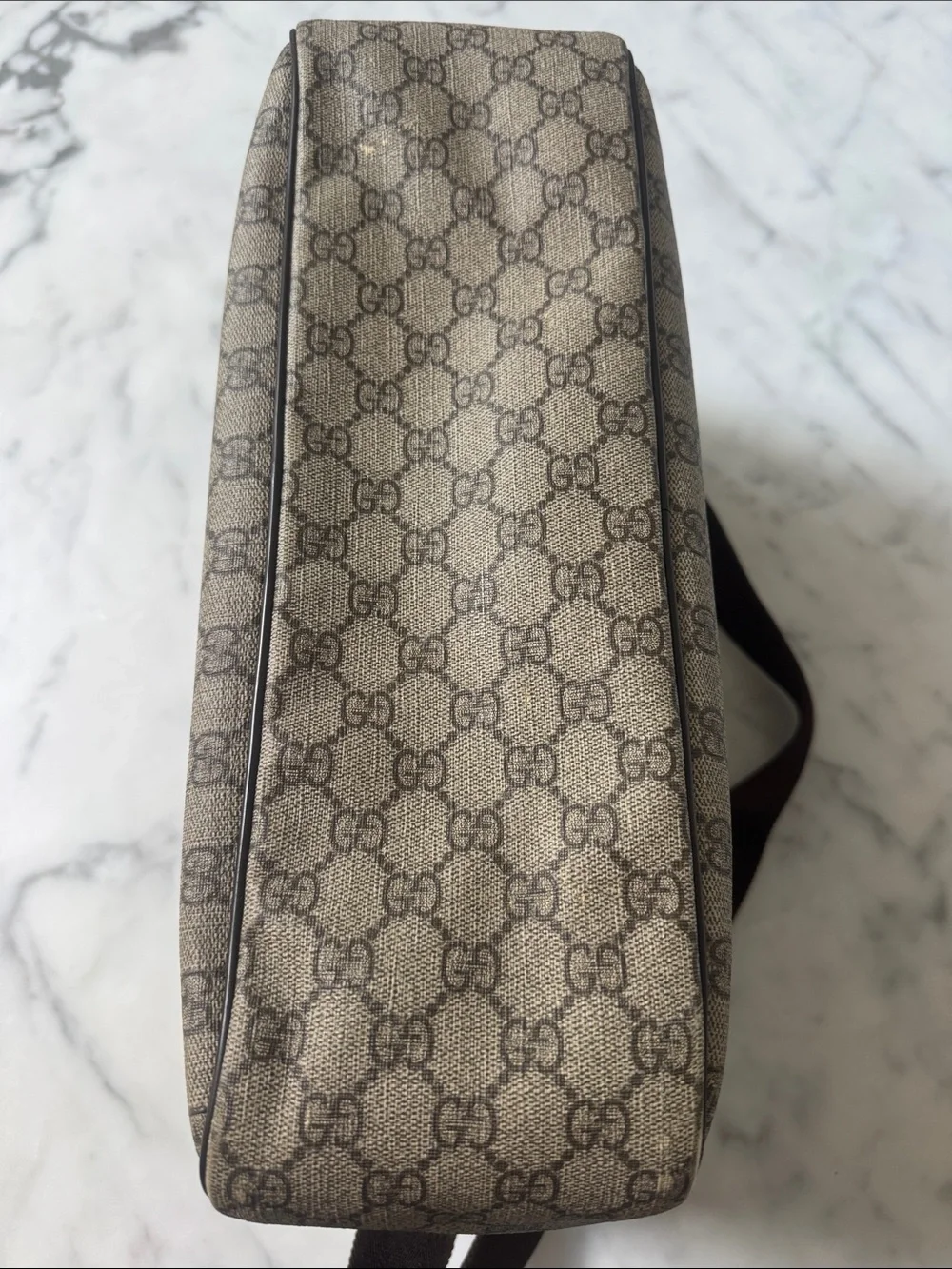 Gucci Supreme Canvas Messenger Bag